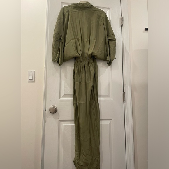 SWF Flowy Olive Green Dress - Picture 3 of 4
